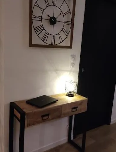 Le Refuge Des Artistes *