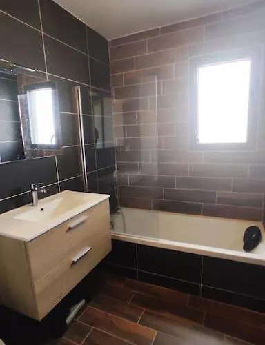 Le Refuge Des Artistes * Vezins